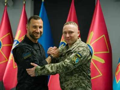 Acting Defence Minister Yevhenii Khmara and new commander-in-chief of Ukraine's armed forces, Mykhailo Drapatyi pose for a picture, amid Russia's attack on Ukraine, in Kyiv, Ukraine, in this handout picture released July 22, 2026. Press Service of the Ukrainian Armed Forces/Handout via REUTERS ATTENTION EDITORS - THIS IMAGE HAS BEEN SUPPLIED BY A THIRD PARTY.