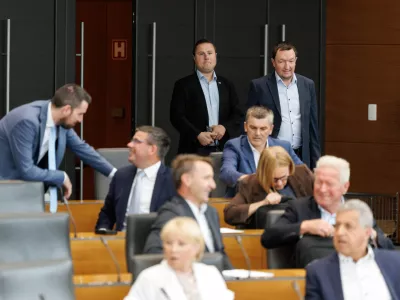 Ljubljana, DZ.Izredna seja DZ, na kateri so obravnavali zahtevo za razpis zakonodajnega referenduma o noveli zakona o parlamentarni preiskavi.
