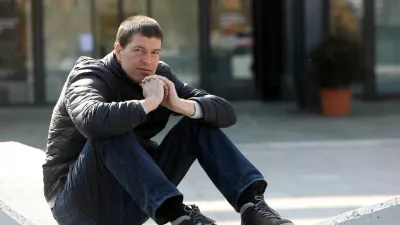 - 07.03.2022 - Goran Vojnović, filmski in televizijski režiser ter scenarist, pisatelj in kolumnist //FOTO: Tomaž Skale / Foto: Tomaž Skale