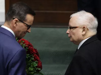 Leader of Law and Justice (PiS) Jaroslaw Kaczynski looks at Poland's Prime Minister Mateusz Morawiecki on the day he presents his government's programme and asks parliament for a vote of confidence in Parliament in Warsaw, Poland, December 11, 2023. Slawomir Kaminski/Agencja Wyborcza.pl via REUTERS ATTENTION EDITORS - THIS IMAGE WAS PROVIDED BY A THIRD PARTY. POLAND OUT. NO COMMERCIAL OR EDITORIAL SALES IN POLAND.