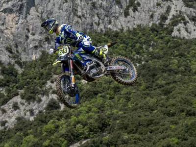 Tim Gajser je v Italiji nastopal v barvah znanega italijanskega motorista. Foto: Yamaha