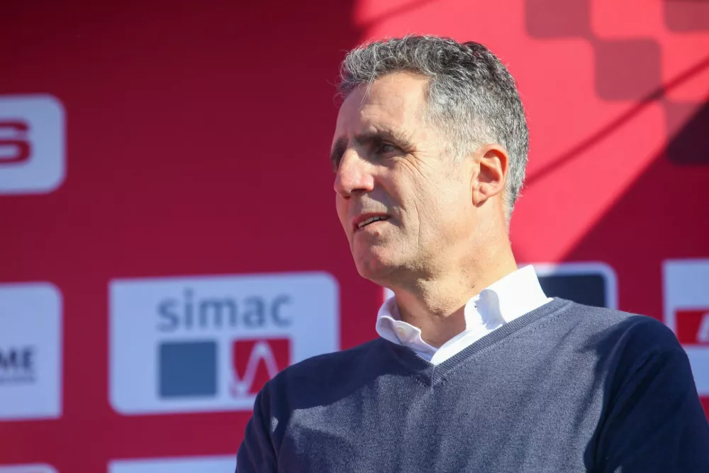 2S7M1HC Benidorm, Spain, 19th January, 2025: Former cyclist Miguel Indurain during the UCI Cyclo-cross World Cup Benidorm Elite Women's race on January 19, 2025 in Benidorm, Spain. Credit: Alberto Brevers / Alamy Live News.