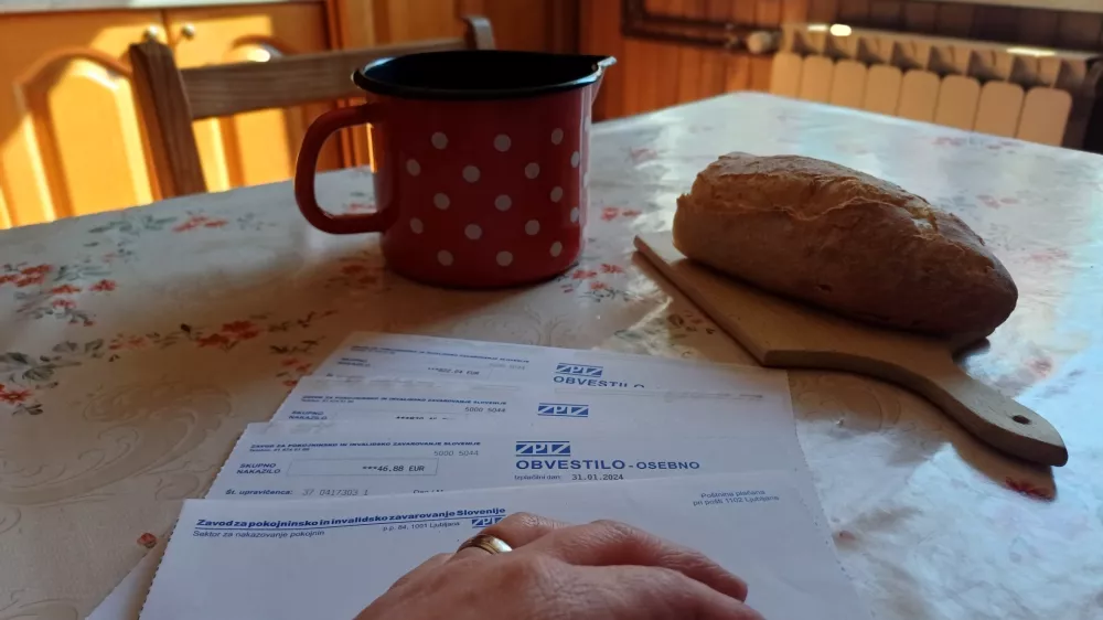 Burni odzivi na pro&scaron;nje za plačilo zdravil za huj&scaron;anje: &raquo;Pomoč je namenjena osnovnim potrebam&laquo;