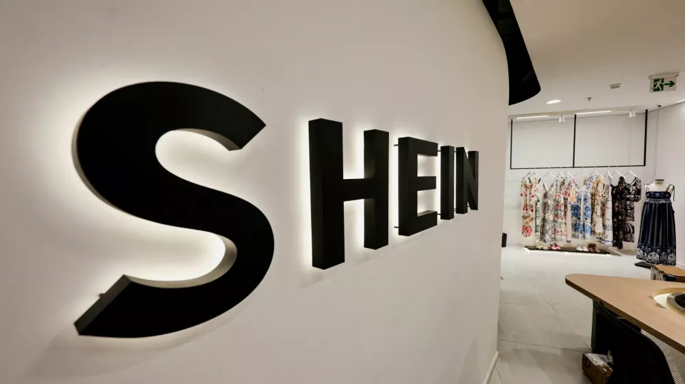 FILE PHOTO: A view of the reception of the fast-fashion brand Shein's office in Sao Paulo, Brazil, December 15, 2025. REUTERS/Jorge Silva/File Photo