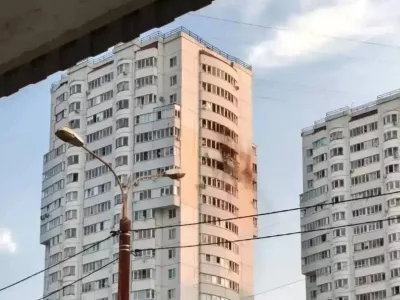 An apartment building damaged during an overnight Ukrainian drone attack, according to local authorities, in the course of Russia-Ukraine conflict, in Chekhov in the Moscow Region, Russia July 28, 2026. Governor of Moscow region Andrei Vorobyov/Handout via REUTERS ATTENTION EDITORS - THIS IMAGE WAS PROVIDED BY A THIRD PARTY. NO RESALES. NO ARCHIVES. MANDATORY CREDIT.
