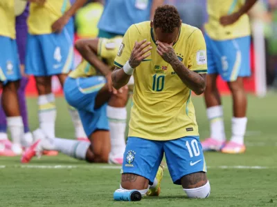 Brazil's Neymar (10) reacts at the end of the World Cup round of 16 soccer match between Brazil and Norway in East Rutherford, N.J., near New York, Sunday, July 5, 2026. (AP Photo/Adam Hunger)