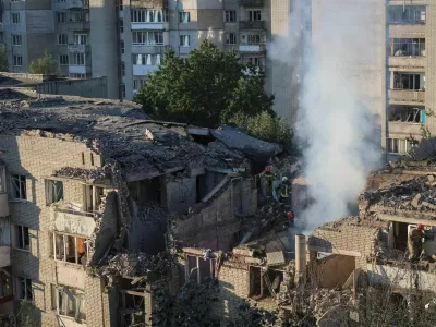 Rescuers work at the site of an apartment building hit by a Russian missile strike, amid Russia's attack on Ukraine, in Lviv, Ukraine July 30, 2026. REUTERS/Roman Baluk