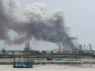 Smoke rises following a strike on the Bapco Oil Refinery, amid the U.S.-Israeli conflict with Iran, on Sitra Island Bahrain, March 9, 2026. REUTERS/Stringer