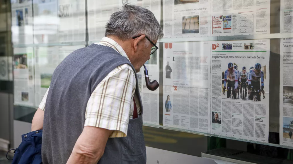 13.05.2025 - Fajfa - Pipa - Kajenje fajfe - časopis Dnevnik - branjeFoto: Luka Cjuha