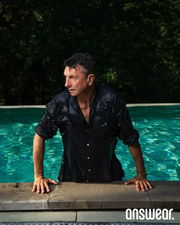 Biv&scaron;i nosilec vseh mogočih funkcij Borut Pahor se meni za žalitve na svojih spletnih straneh. Ta teden je ob vsem &scaron;portanju na&scaron;el čas tudi za promocijo podjetja Answear. 