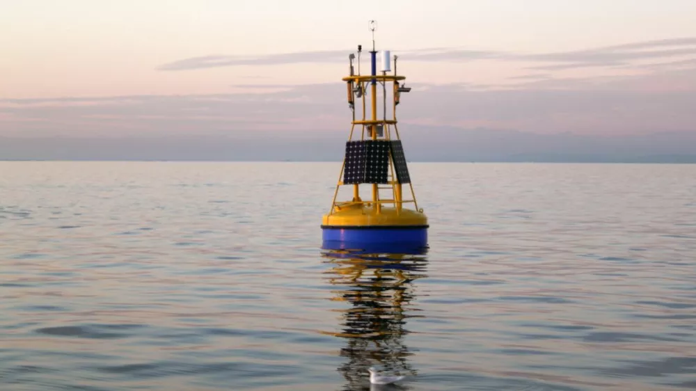 Piran.Oceanografska boja Vida.Foto: Nacionalni institut za biologijo, Morska bioloska postaja Piran