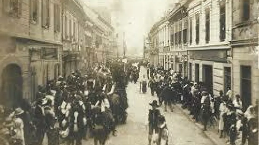 Orlovski tabor, 1920 / Foto: Stare Razglednice