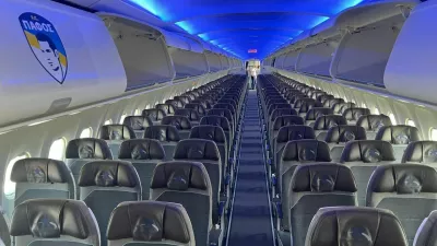  Chapman Freeborn je lani za ciprski klub Pafos FC organiziral polet z letalom Airbus A320. F arhiv