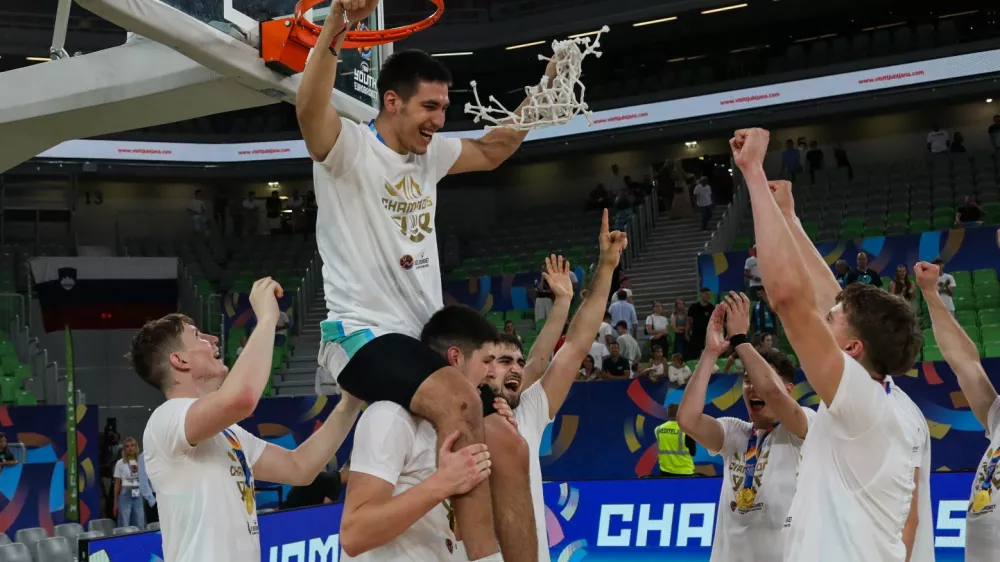 19.07.2026. Ko&scaron;arka finale Evropskega prvenstva U 20 Slovenija - Srbija. Foto: Bojan Velikonja / Foto: 
