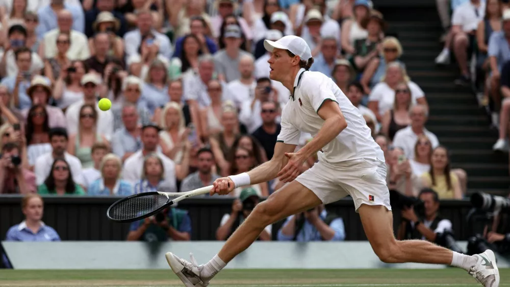 Tennis - Wimbledon - All England Lawn Tennis and Croquet Club, London, Britain - July 10, 2026 Italy's Jannik Sinner in action during his semi final match against Serbia's Novak Djokovic REUTERS/Marko Djurica