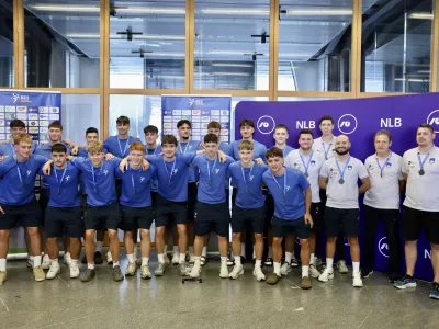 Slovenija edina reprezentanca v Evropi z dvema kolajnama