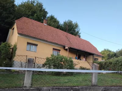 Trubarjeva ulica La&scaron;ko, hi&scaron;a umora / Foto: Mojca Marot