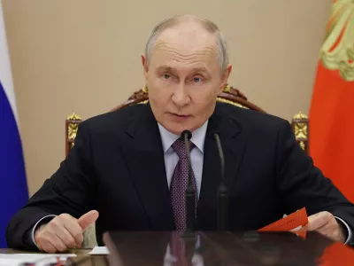 Russian President Vladimir Putin chairs a meeting with members of the Security Council in Moscow, Russia, August 7, 2026. Sputnik/Alexander Kazakov/Pool via REUTERS ATTENTION EDITORS - THIS IMAGE WAS PROVIDED BY A THIRD PARTY.