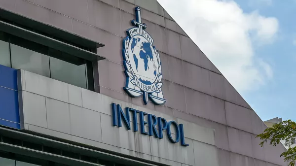 Interpol povezuje policije domala vse držav na svetu.