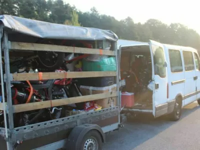 Celjski policisti so ustavili Romune, ki so prevažali ukradene motorje. 