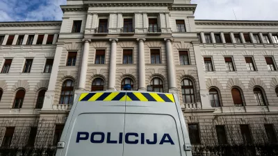- 14.02.2019 - simbolična fotografija - Vrhovno sodišče RS - Policija - pravosodje - pravo - pravičnost - pravica - pravni sistem - tožilstvo - sodna oblast - sodišča -//FOTO: Luka Cjuha.