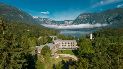 Hotel Bohinj, podjetje Alpinia