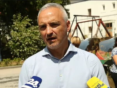 Sticna, Cistercijanska opatija.Osrednji dogodek ob 890 letnici Cistercijanske opatije Sticna.Minister za kmetijstvo Janez Cigler Kralj.