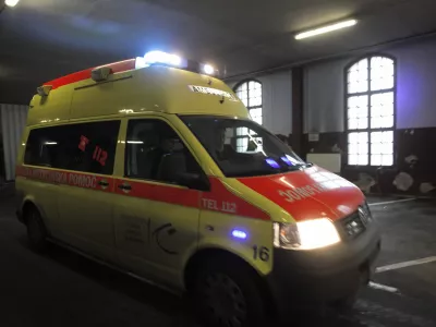 re&scaron;evalno vozilo (re&scaron;ilec)- Re&scaron;evalna postaja UKC v Ljubljani, preshopitalna enota nujne medicinske pomoči - re&scaron;evalci, Zalo&scaron;ka 25,  ///FOTO: Luka Cjuha