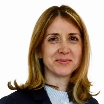 Veronika Rupnik Ženko- Redakcija Dnevnik 2024 - portreti za komentarje in kolumne - kolumnisti - komentatorji &ndash; novinarji - portret //FOTO: Luka Cjuha / Foto: Luka Cjuha