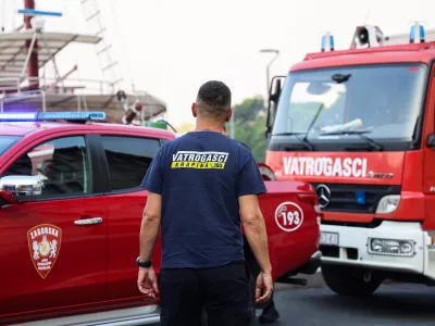 14.08.2026., Omis - Vatrogasci cijelu noc gasili pozar. Trenutno krecu s dogasivanjem pozarista. Photo: Ivana Ivanovic/PIXSELL
