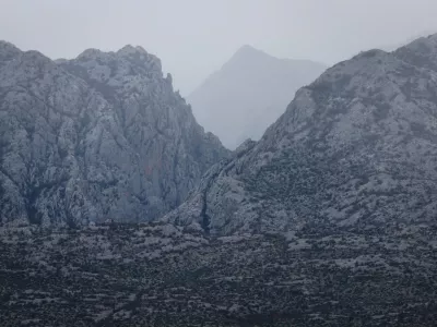 27.11.2025., Vinjerac - Pogled na Velebit Photo: Sime Zelic/PIXSELL