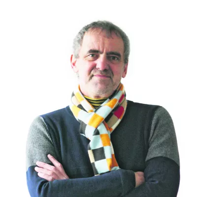 Leon Magdalenc, zunanji kolumnist - Dnevnik 2016 - portreti za komentarje in kolumne - kolumnisti - - //FOTO: Tomaž Skale------barvno, belo ozadje, za kolumno, PERMANENT!!!