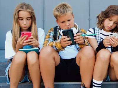 Učinki uporabe sodobnih naprav so lahko tudi pozitivni. / Foto: Istock