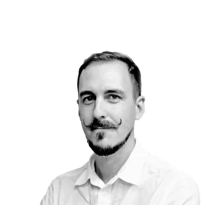 - 08.08.2019 - Aljaž Potocnik - novinar Dnevnik//FOTO: Luka Cjuha.------crno bela, za komentarjev tekoce in permanent !!!
