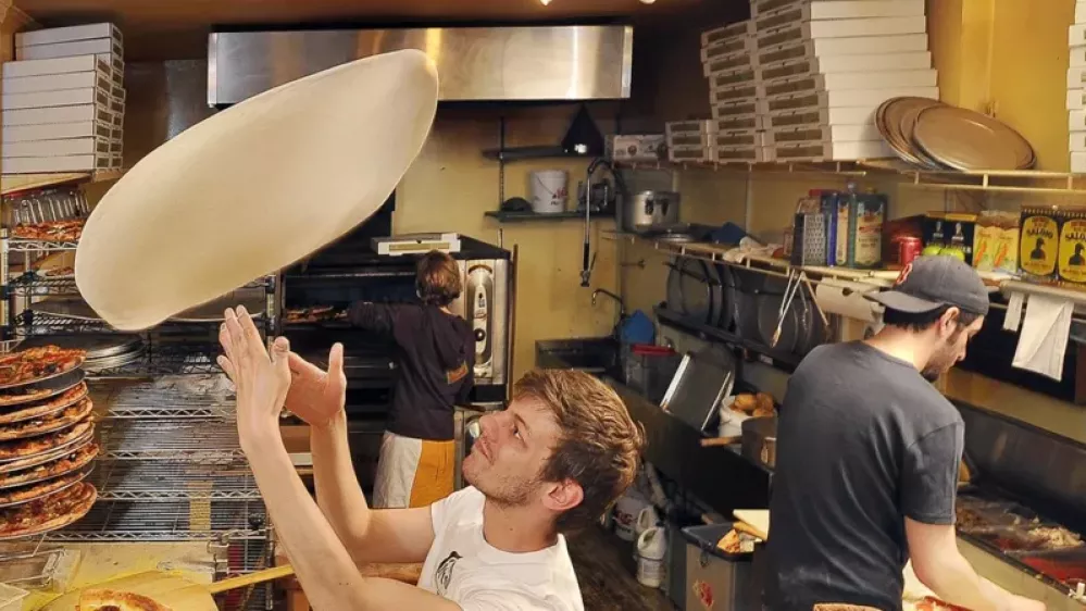 Pizza robot