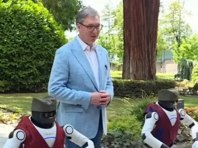 Vučić roboti