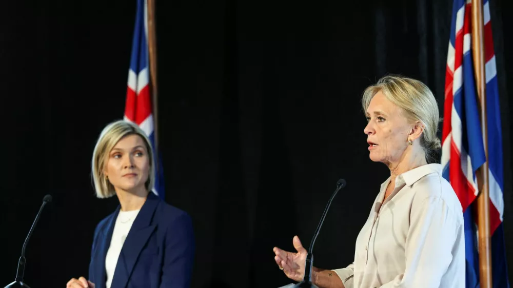 Iceland's Prime Minister Kristrun Frostadottir and Iceland's Minister for Foreign Affairs Thorgerdur Katrin Gunnarsdottir hold a press conference after Iceland rejected EU accession talks in a close-fought referendum, in Reykjavik, Iceland, August 30, 2026. REUTERS/Leonhard Foeger