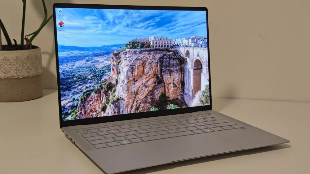 ASUS ExpertBook Ultra