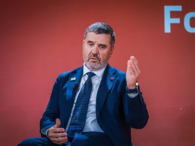 Bled, Festivalna dvorana.Blejski strateski forum 2026.Panel zunanjih ministrov z naslovom Geopoliticni pretresi: Srednja in jugovzhodna Evropa v svetu koridorjev, varnosti in siritve.Minister za zunanje in evropske zadeve Tone Kajzer.