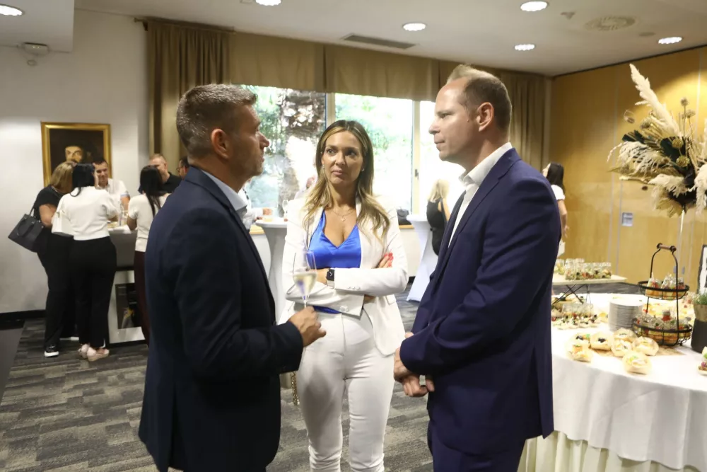 3.9.2026 -- Gazela 2026 - Primorsko notranjska Gazela regijski izbor najbolj&scaron;ih najhitreje rastočih podjetij &ndash; razglasitev Primorsko notranjske gazele - Hotel Slovenija Portorož GazeleFoto: Luka Cjuha​
