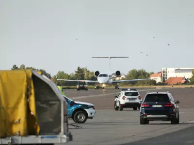 The aircraft carrying the body of Bosnian Serb Ratko Mladic, former general convicted of Bosnia genocide, lands from The Hague, in Belgrade, Serbia, September 3, 2026. REUTERS/Zorana Jevtic