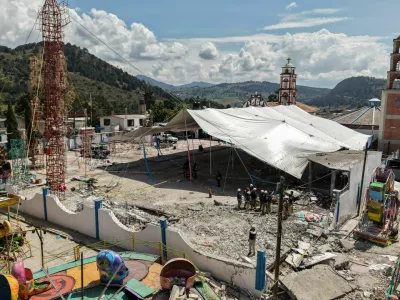 A drone view shows damage following a fireworks explosion during patron saint festivities honoring the Virgin of the Light, which left several people dead and others injured, in the community of Santa Maria Canchesda, Temascalcingo municipality, State of Mexico, Mexico, September 6, 2026. REUTERS/Luis Cortes   TPX IMAGES OF THE DAY