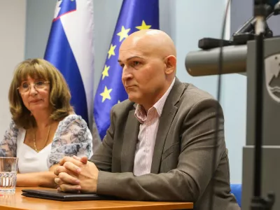 Minister Rončević napovedal: nova osemletka leta 2028, prvi razred bo obvezni vrtec