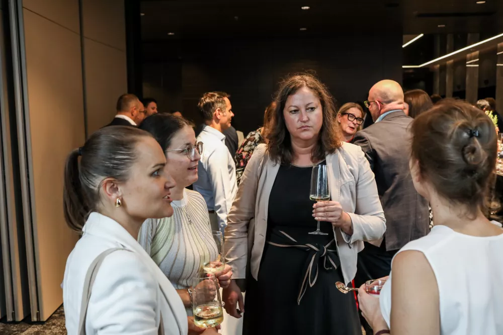 - Sprejem- 09.09.2026. Regijski izbor Gazela 2026 za Osrednjo Slovenijov Hotelu Plaza v Ljubljani.