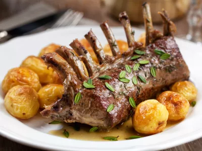Grilled Rack of Lamb chops with potatoes