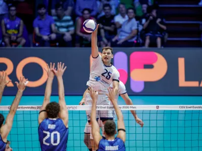 Klemen &Scaron;en, Slovenija, odbojka