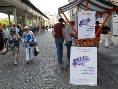 12.06.2025 -zbiranje podpisov, mi smo za mir, MI socijalistiFoto: Tomaž Skale