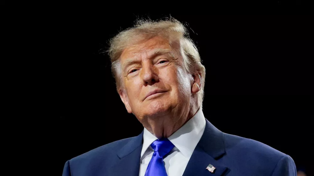 U.S. President Donald Trump arrives on stage at the Republican National Midterm Convention in Dallas, Texas, U.S., September 9, 2026. REUTERS/Evan Vucci