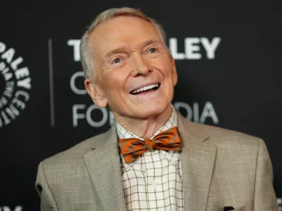 FILE PHOTO: Fashion designer Bob Mackie attends a premiere for the documentary "Bob Mackie: Naked Illusion" in Los Angeles, California, U.S. May 13, 2024. REUTERS/Mario Anzuoni/File Photo