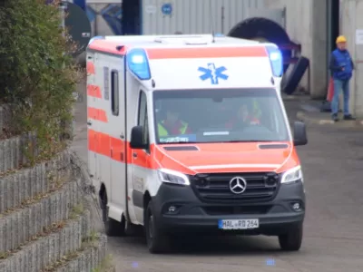 An ambulance arrives at the scene after an explosion at the Teutschenthal mine near Halle, Germany, November 8, 2019. REUTERS/Marvin Gaul